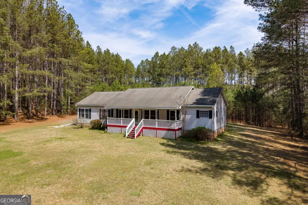 2970 Davids Home Church RD Comer, GA 30629