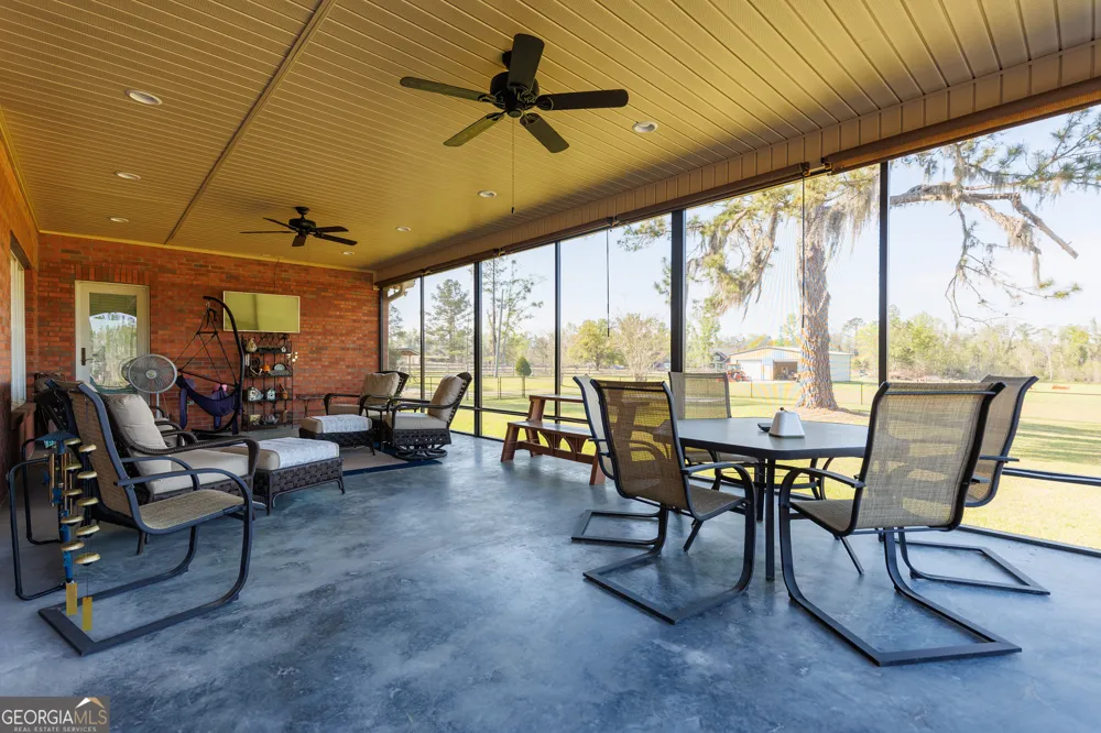 3497 Brown RD Valdosta, GA 31601