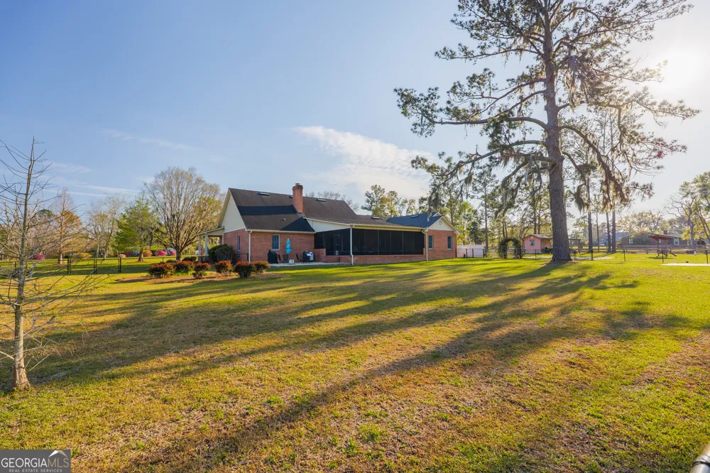 3497 Brown RD Valdosta, GA 31601