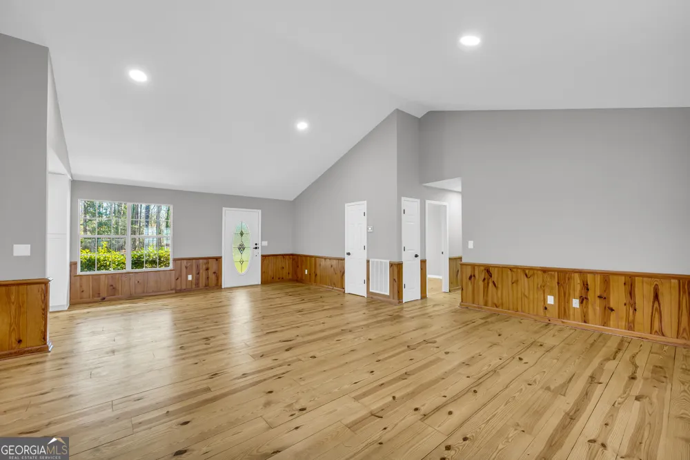 106 NE Degrandis Milledgeville, GA 31061