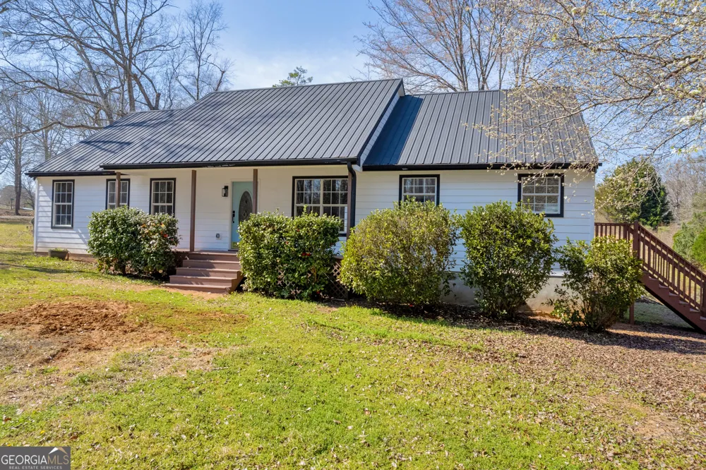 106 NE Degrandis Milledgeville, GA 31061