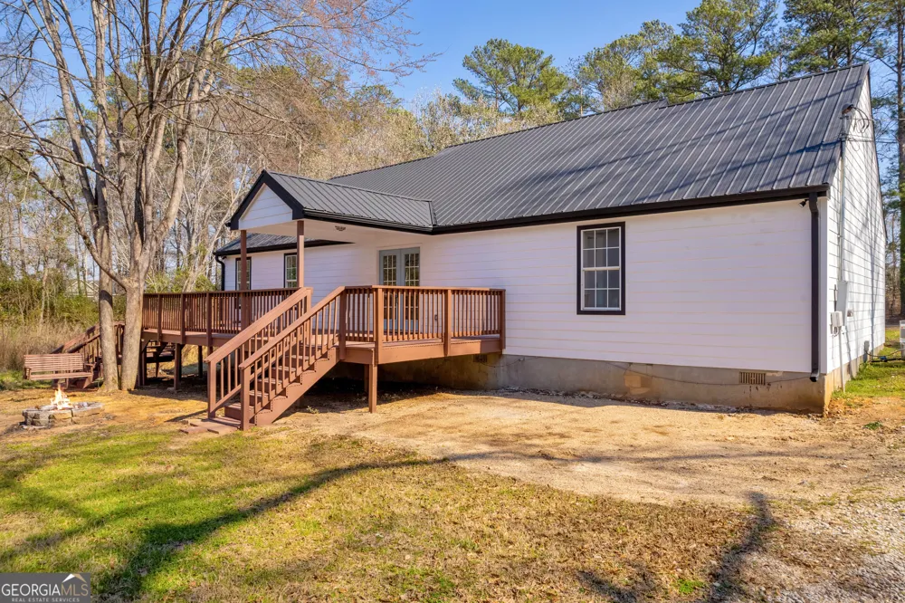 106 NE Degrandis Milledgeville, GA 31061