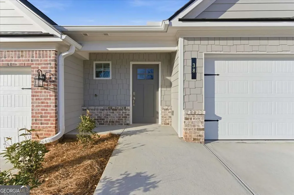 26 Silver Leaf LN Dawsonville, GA 30534