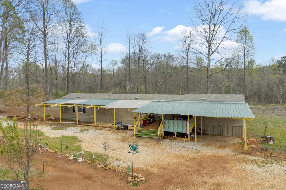 1934 Pleasant Hill RD Martin, GA 30557