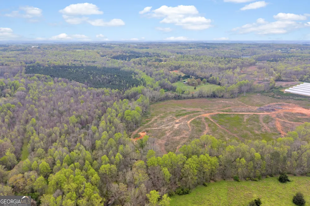 1934 Pleasant Hill RD Martin, GA 30557