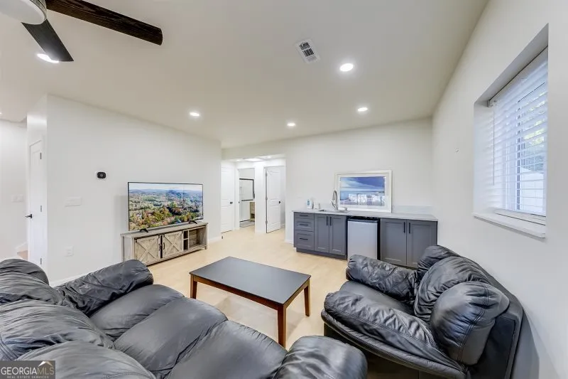364 Rosen Strasse Helen, GA 30545