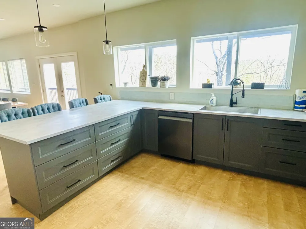 364 Rosen Strasse Helen, GA 30545