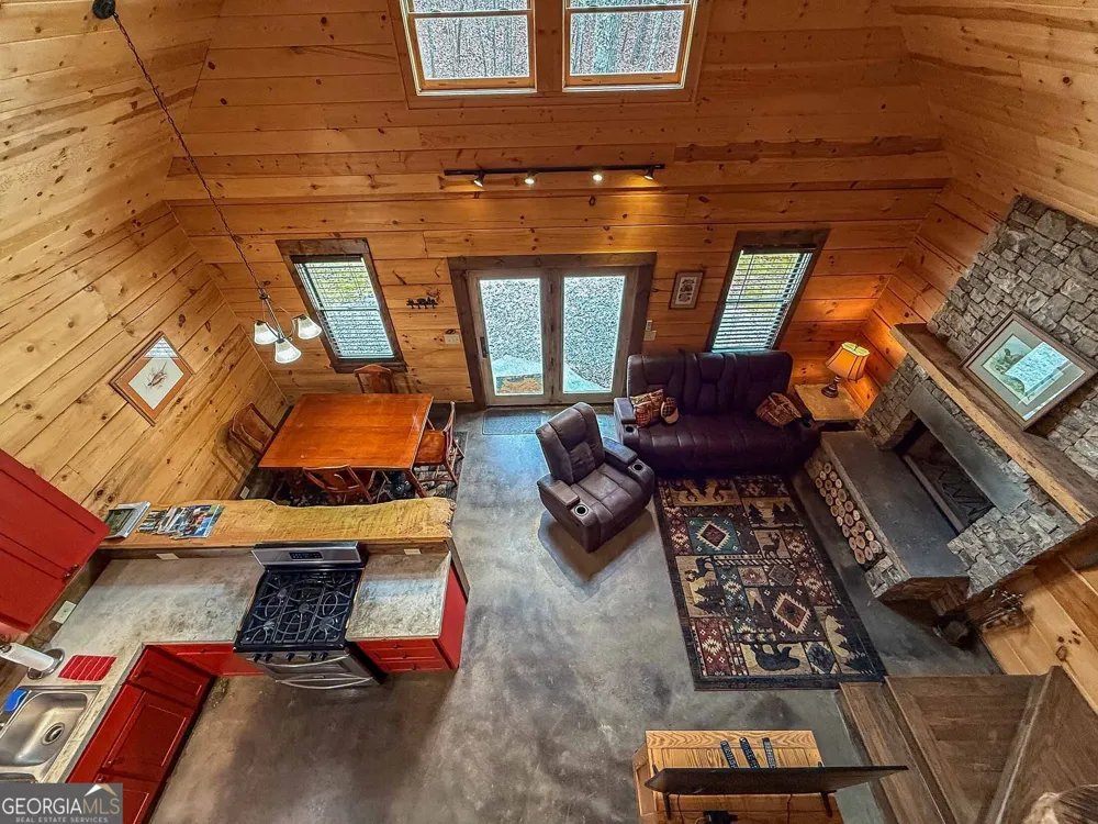 513 Coleman Heights Rabun Gap, GA 30568