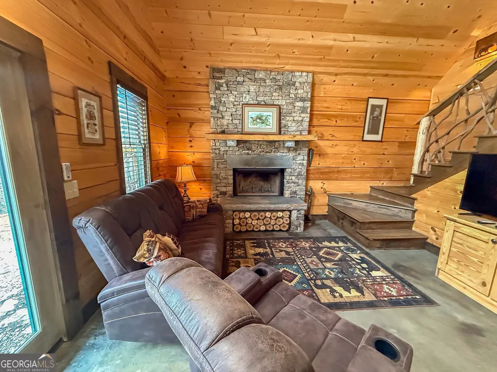 513 Coleman Heights Rabun Gap, GA 30568