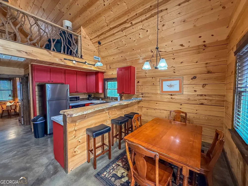 513 Coleman Heights Rabun Gap, GA 30568