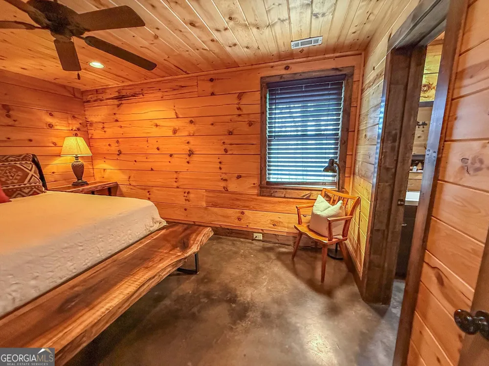 513 Coleman Heights Rabun Gap, GA 30568