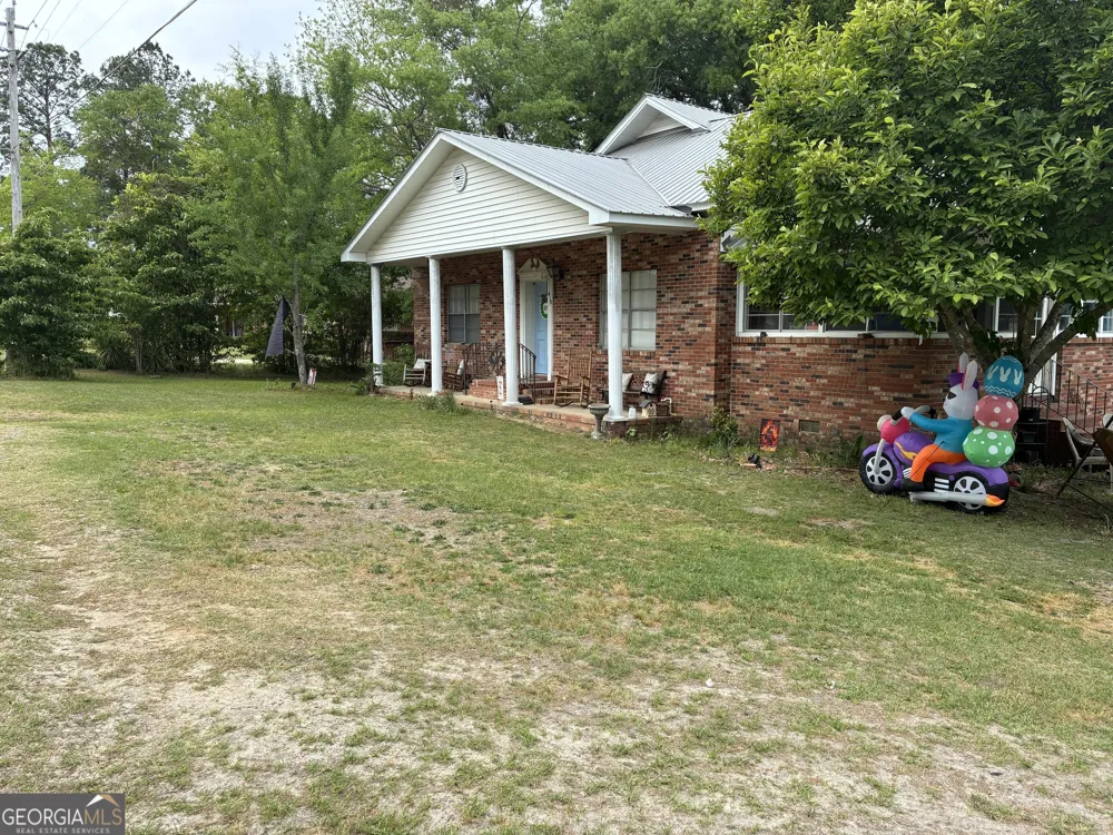 615 East Ogeechee Sylvania, GA 30467