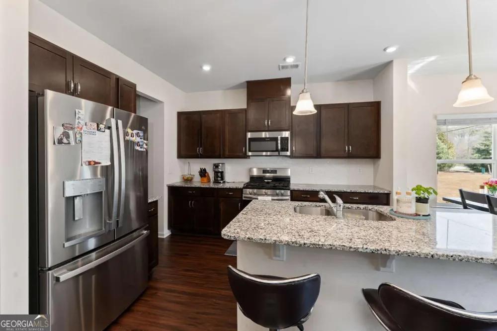 1114 Chastain DR Sugar Hill, GA 30518