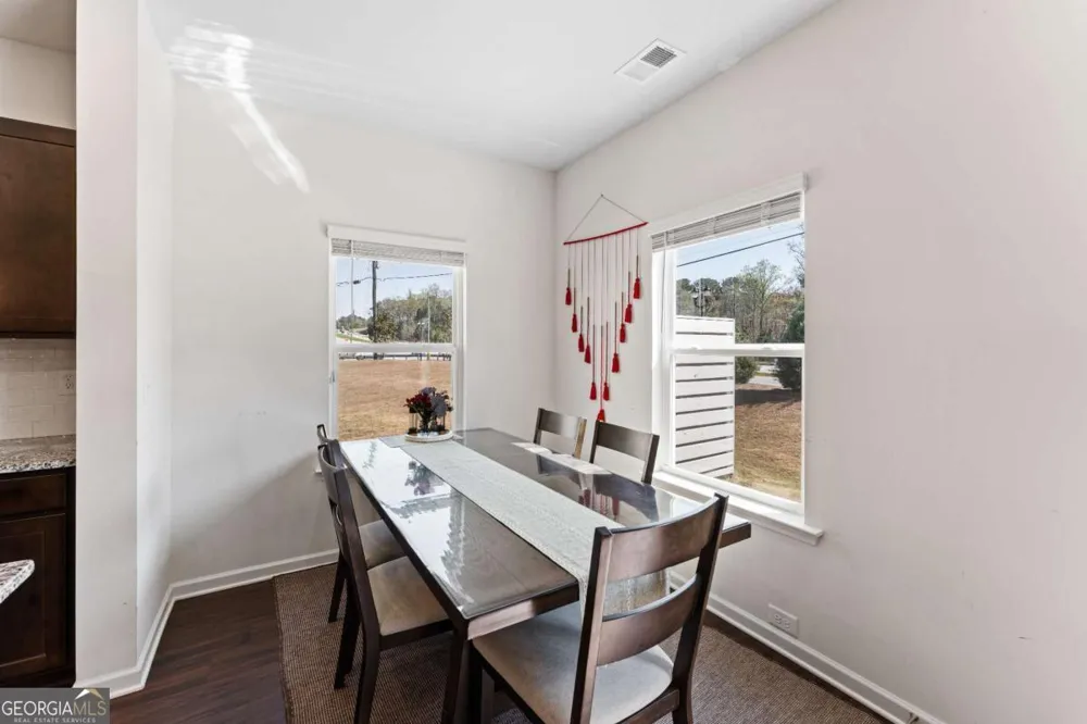 1114 Chastain DR Sugar Hill, GA 30518