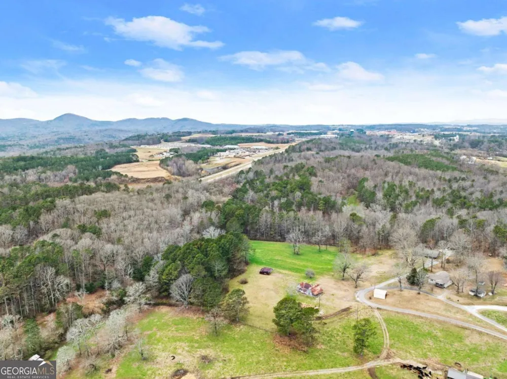 244 Town Creek TRL Jasper, GA 30143