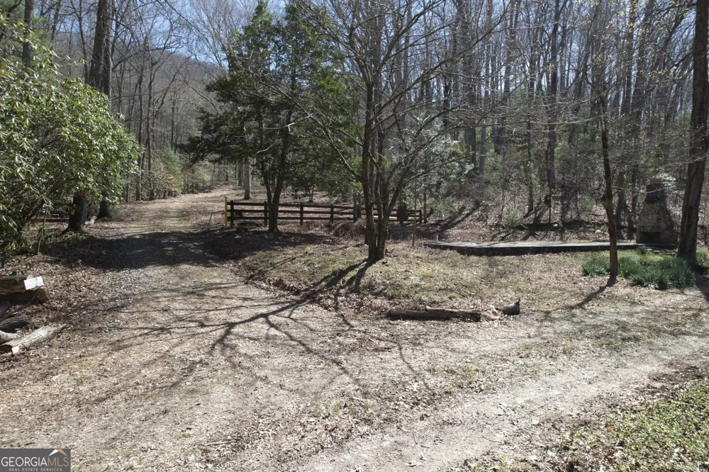457 Youngblood DR Blairsville, GA 30512
