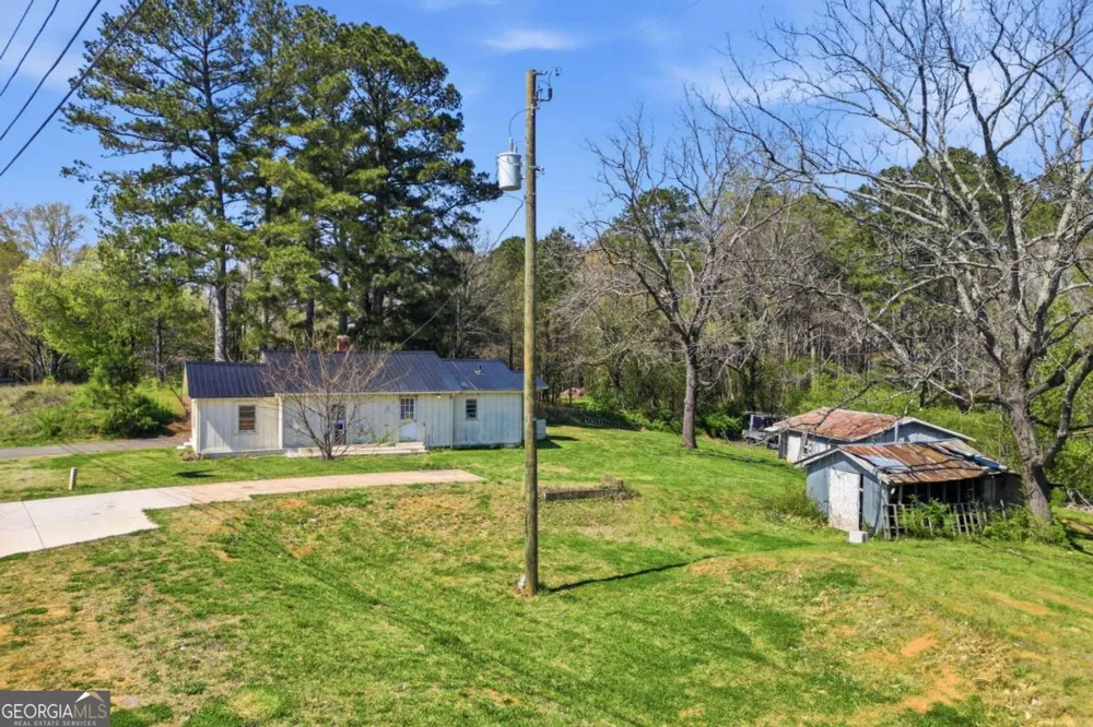 3823 Cumming HWY Canton, GA 30115