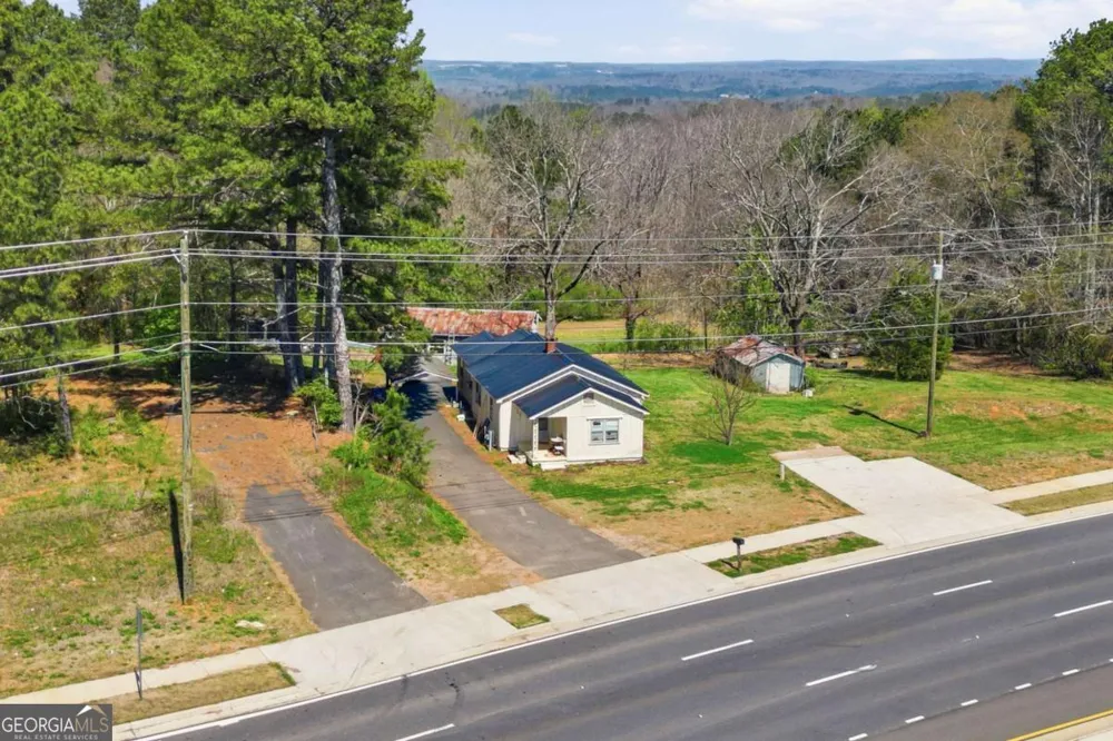3823 Cumming HWY Canton, GA 30115