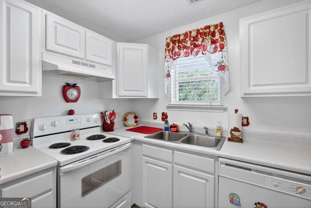 310 Tibet AVE Savannah, GA 31406