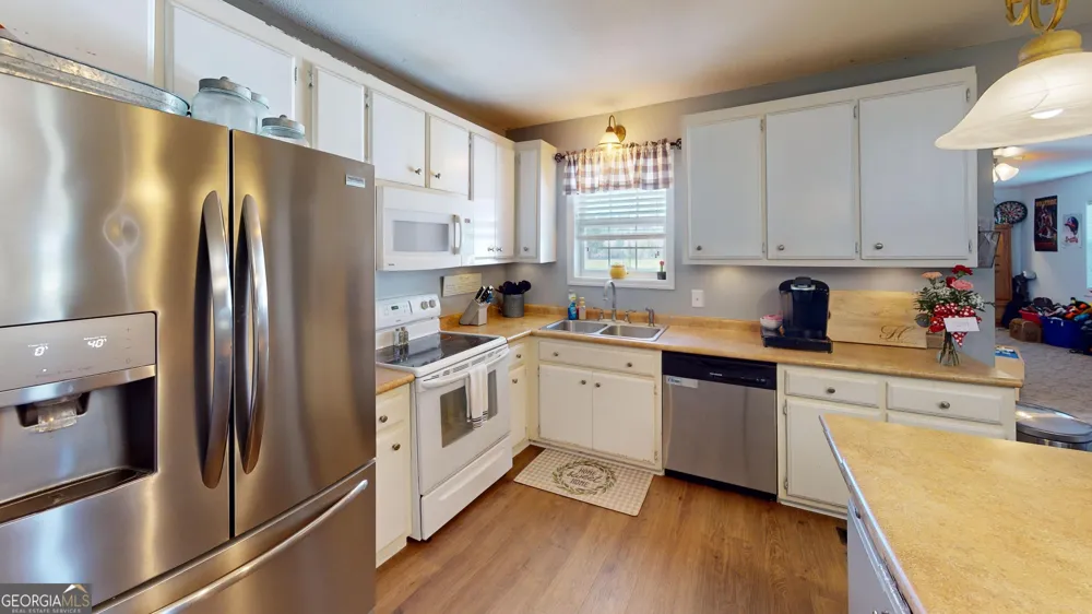 184 Eagle PASS Swainsboro, GA 30401