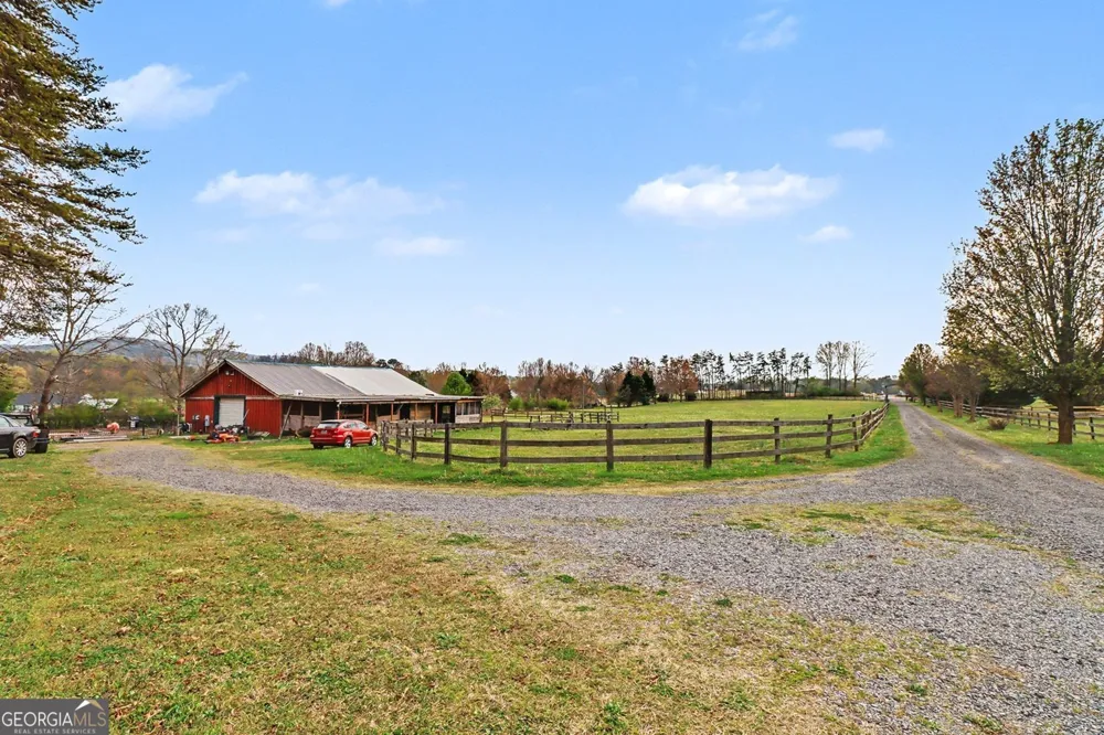 151 Sugar Hill RD NE Rydal, GA 30171