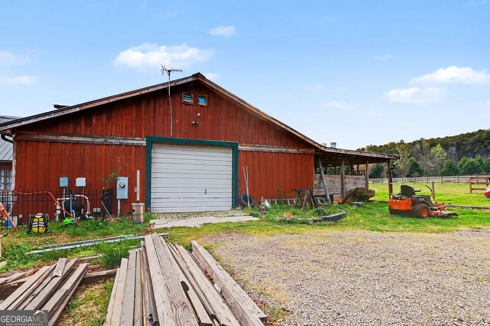 151 Sugar Hill RD NE Rydal, GA 30171