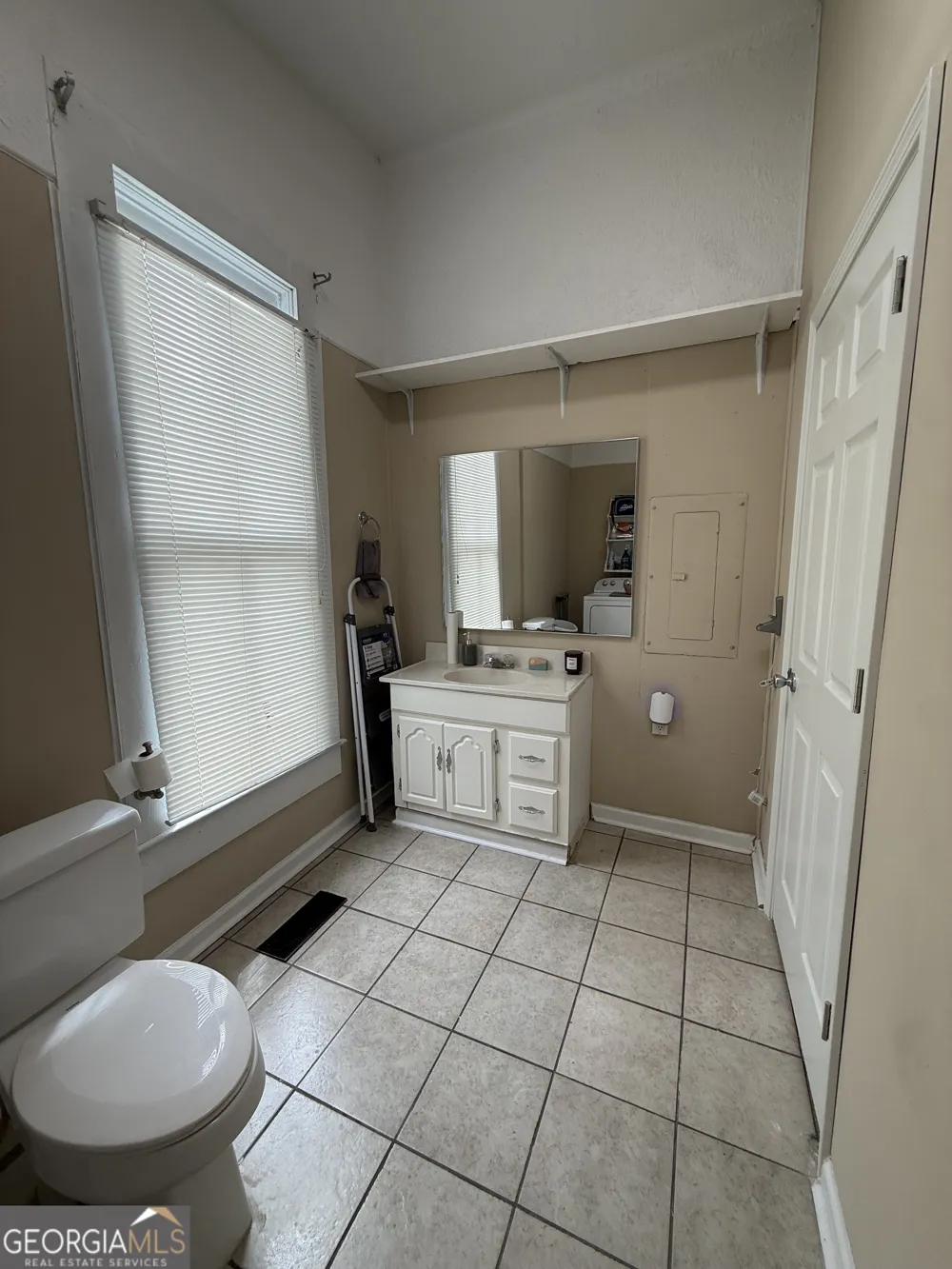 125 CREIGHTON Eastman, GA 31023
