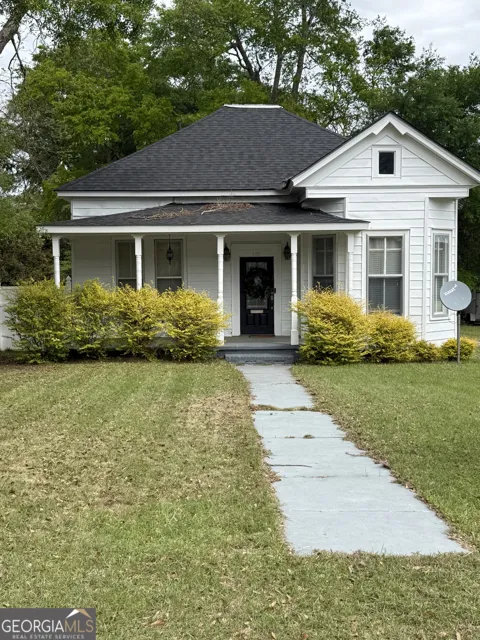125 CREIGHTON