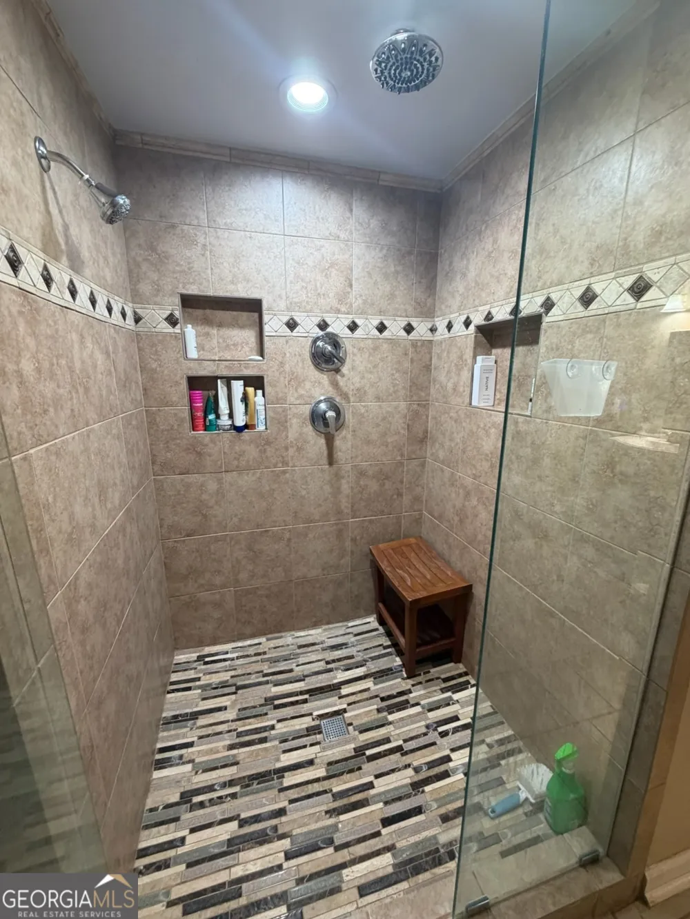 125 CREIGHTON Eastman, GA 31023