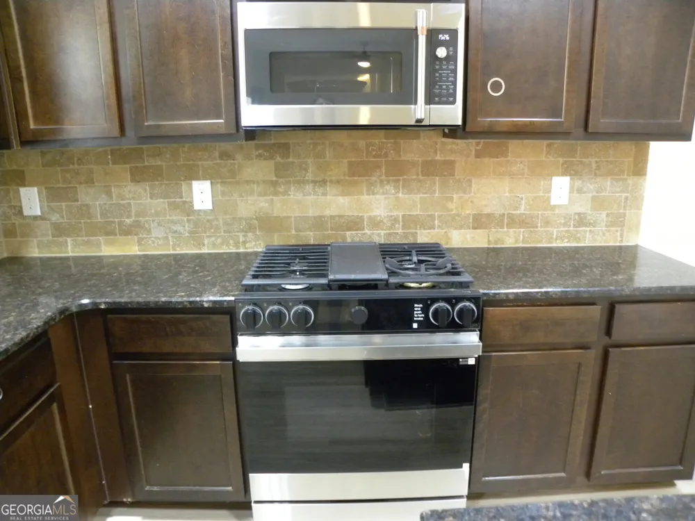 2466 Foxy DR Bethlehem, GA 30620