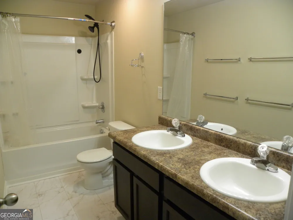 2466 Foxy DR Bethlehem, GA 30620