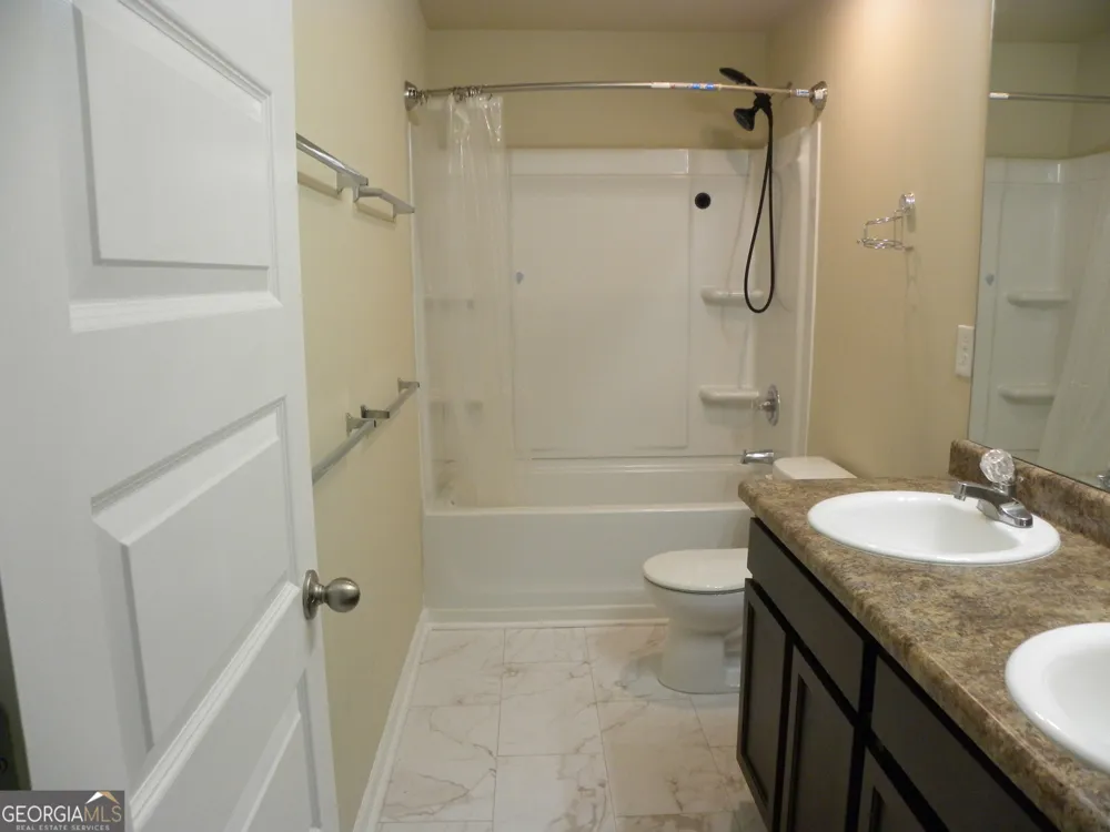 2466 Foxy DR Bethlehem, GA 30620