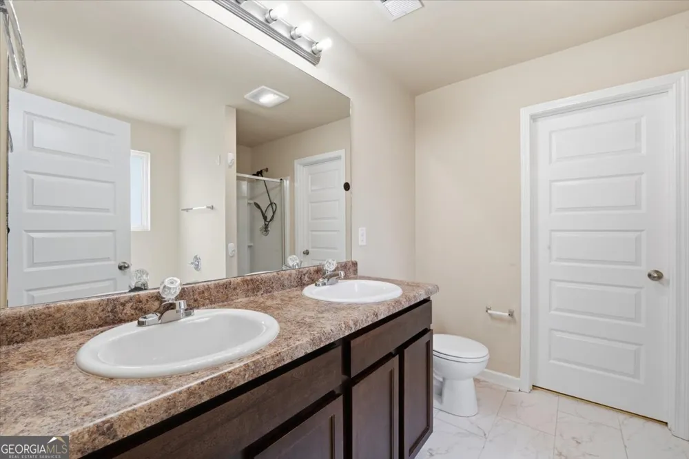 2466 Foxy DR Bethlehem, GA 30620