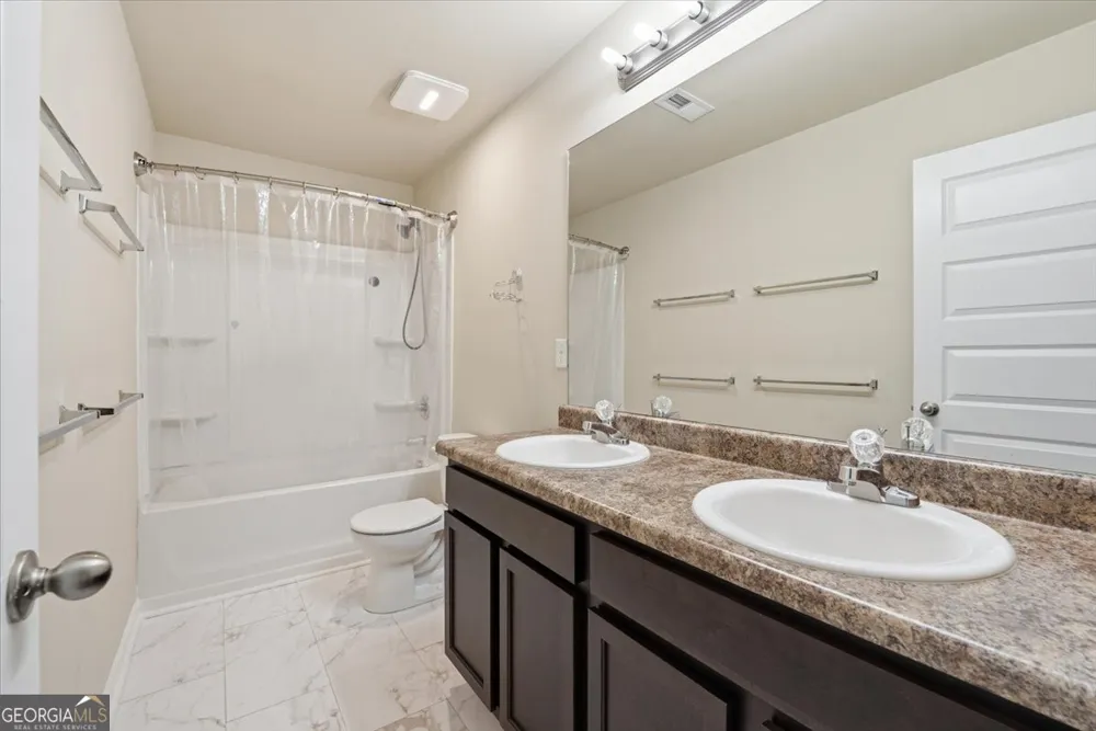 2466 Foxy DR Bethlehem, GA 30620
