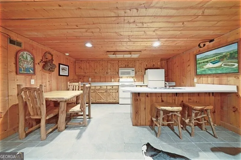 2320 Hardman RD Clarkesville, GA 30523