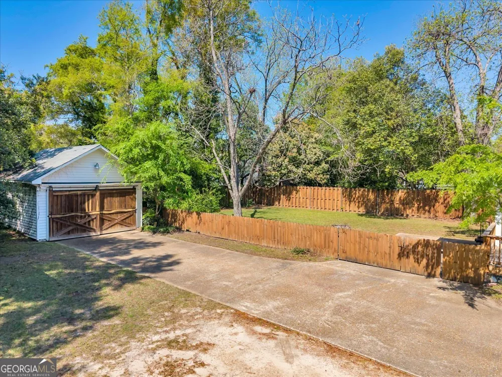 218 West DR Dublin, GA 31021