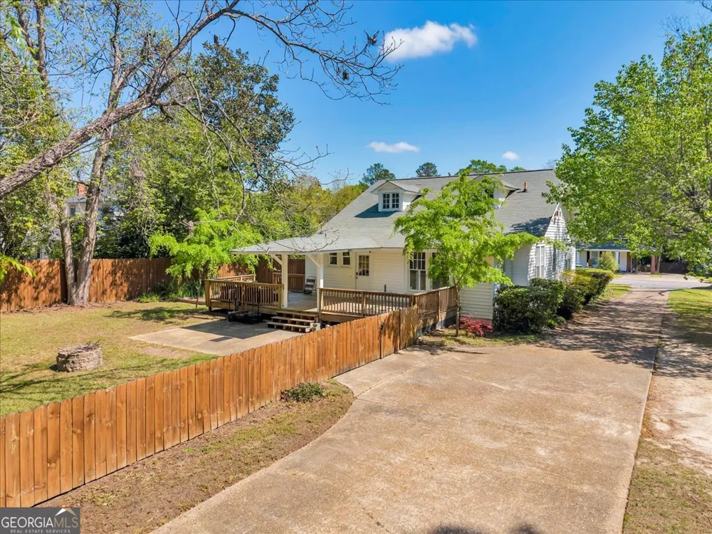 218 West DR Dublin, GA 31021
