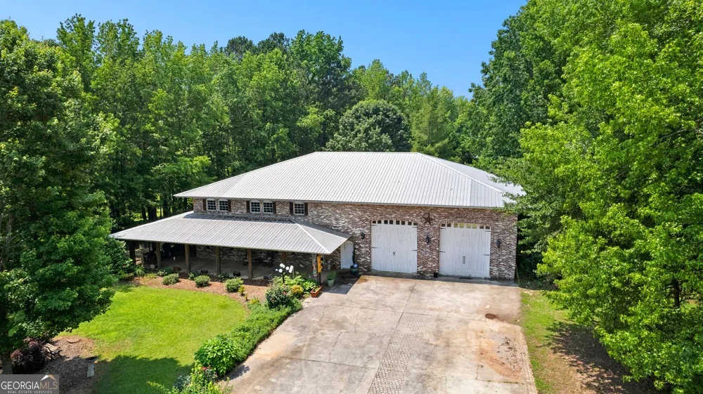 6536 Luthersville RD Gay, GA 30218