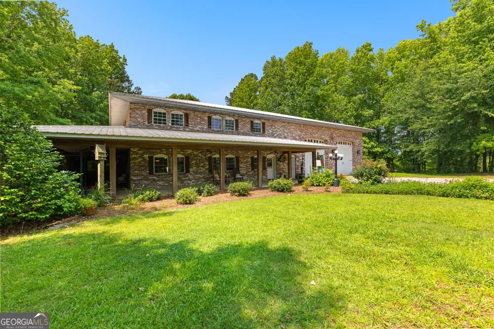 6536 Luthersville RD Gay, GA 30218