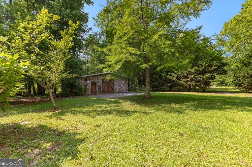 6536 Luthersville RD Gay, GA 30218