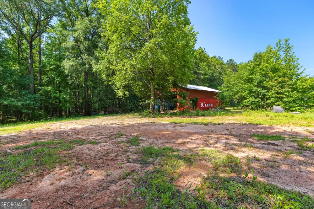 6536 Luthersville RD Gay, GA 30218