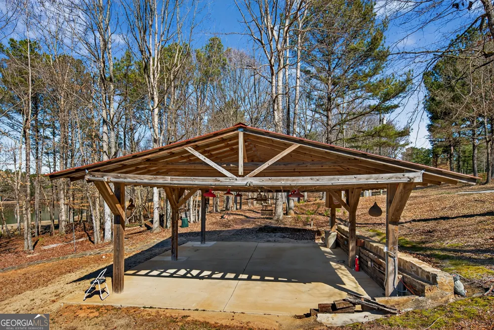 175 Thornton RD Franklin, GA 30217