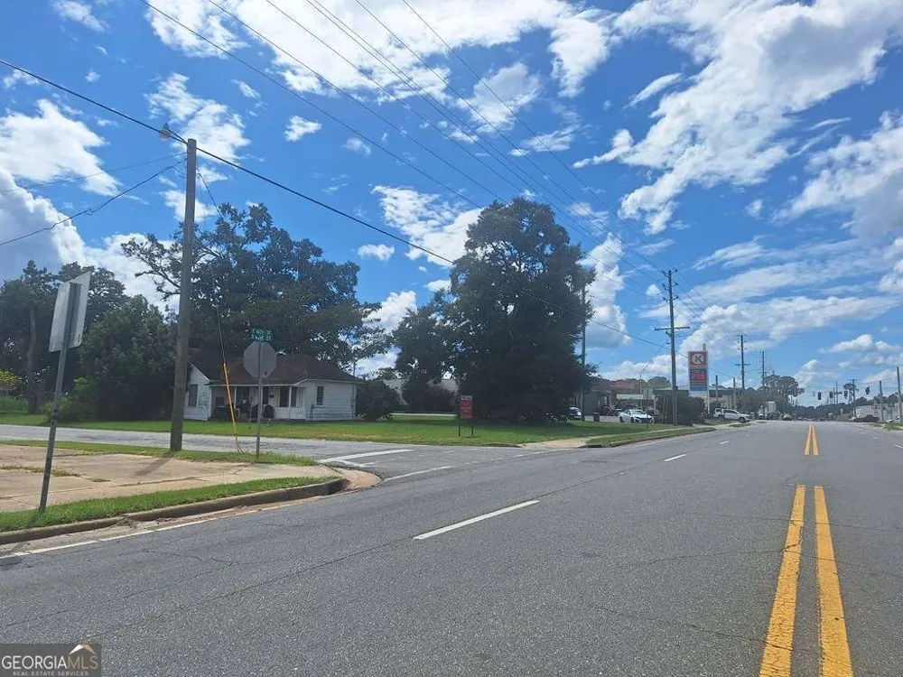 403 S Ware ST Alma, GA 31510