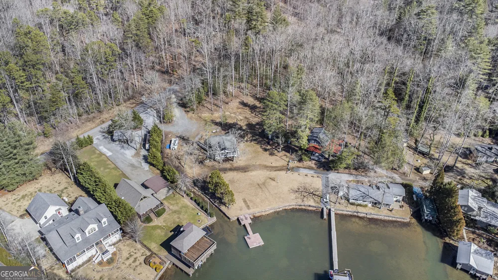 5622 Murray Cove RD Tiger, GA 30576