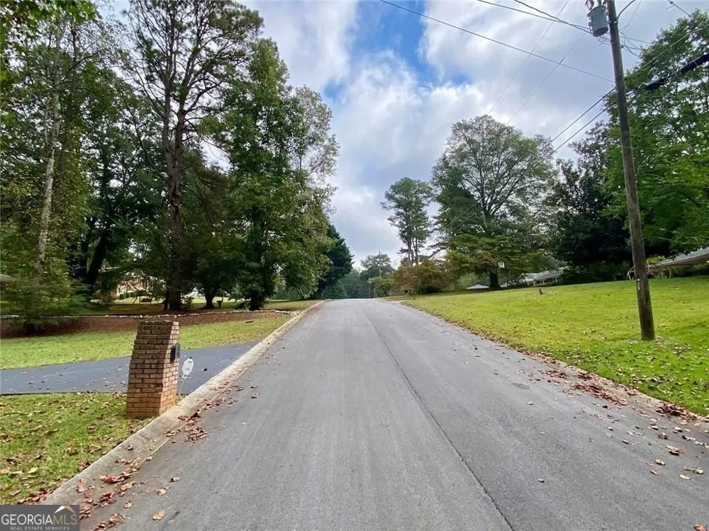 7098 Pleasant DR Austell, GA 30168