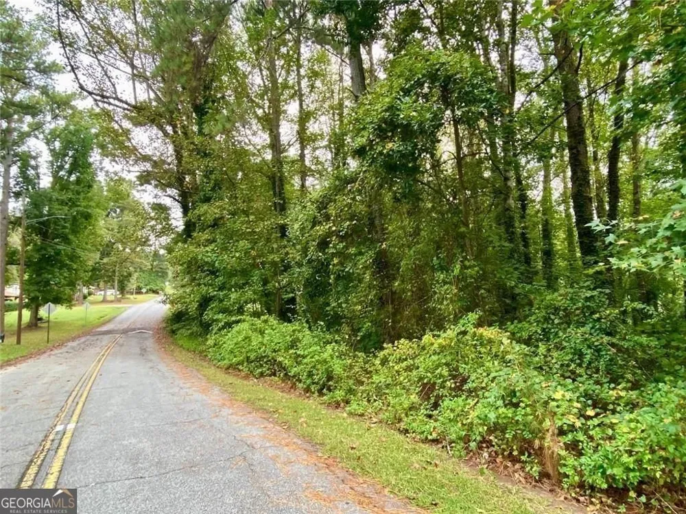 7098 Pleasant DR Austell, GA 30168
