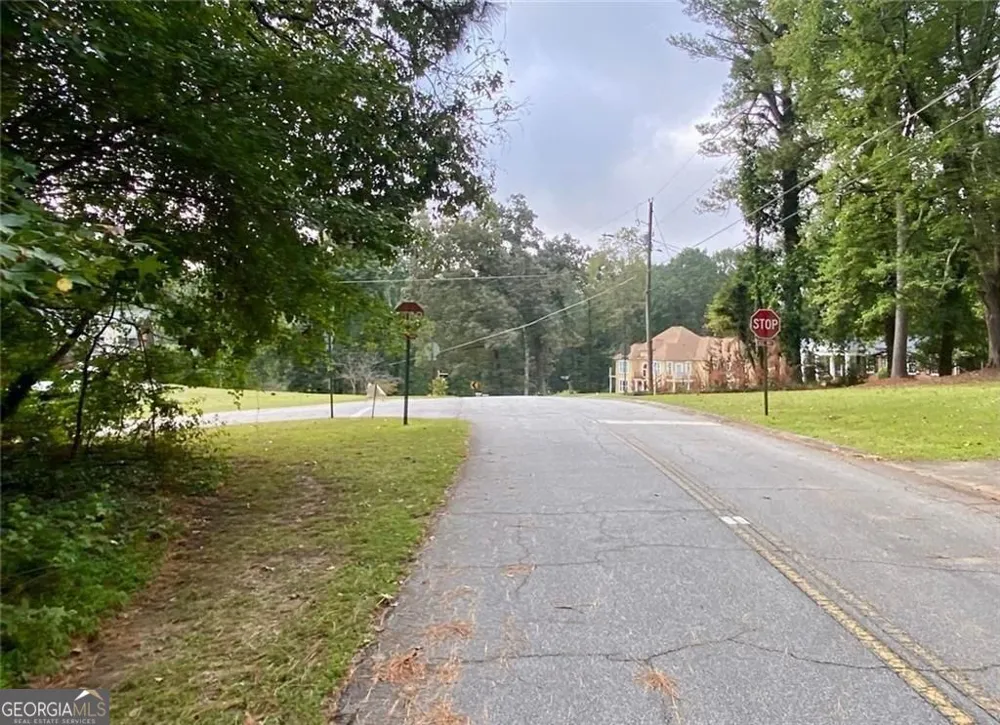 7098 Pleasant DR Austell, GA 30168