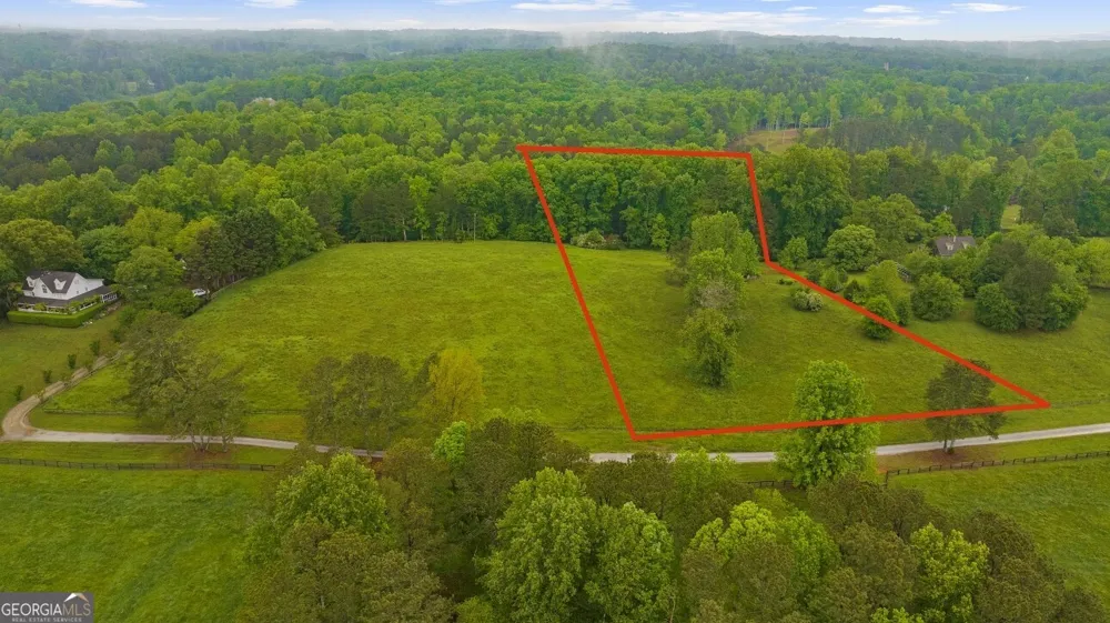 855 Rivendell LN Alpharetta, GA 30004