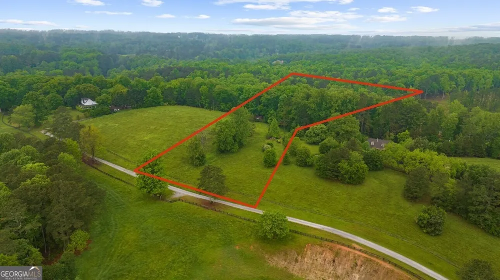 855 Rivendell LN Alpharetta, GA 30004