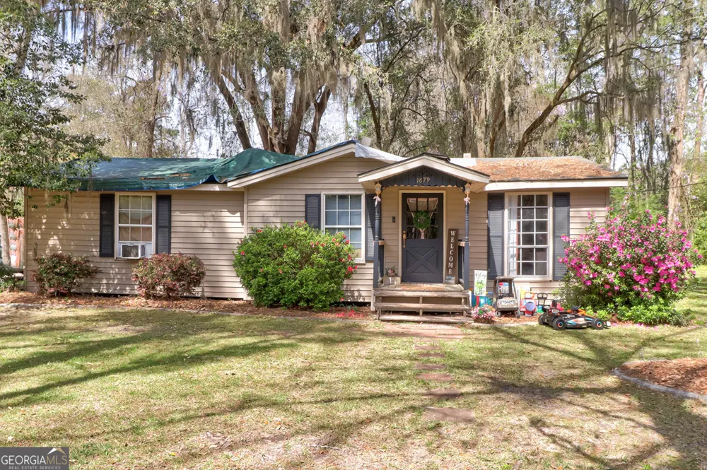 1679 Hodgeville RD Rincon, GA 31326